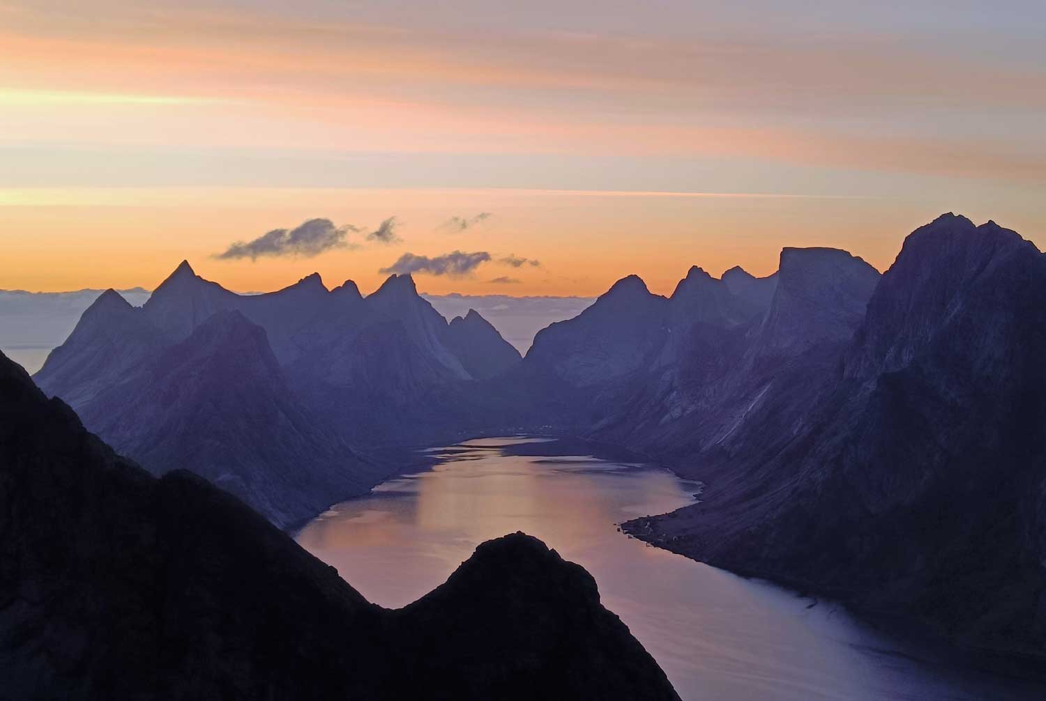 Reinefjord Midnight Sun tour - Nordland Outdoor