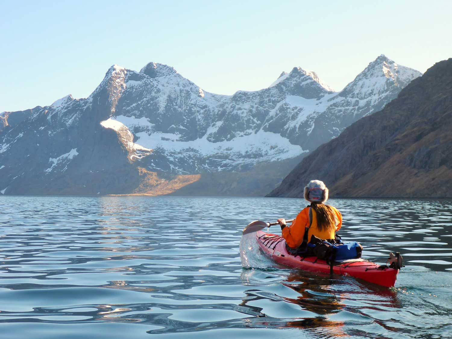 Nordland Outdoor - Winter Kayak in Reinefjrod