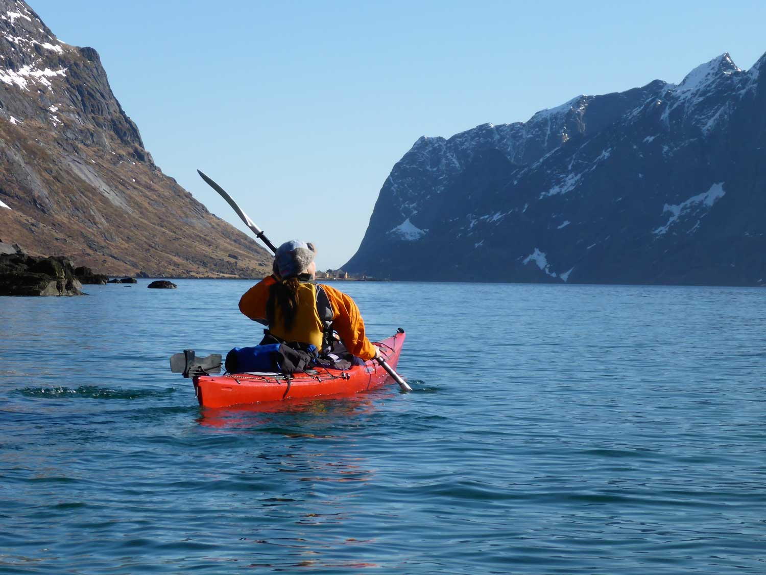 Nordland Outdoor - Winter Kayak in Reinefjrod